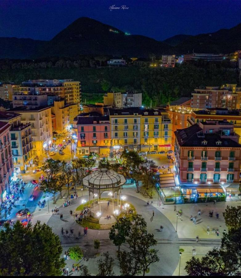 La Residenza Della Fenice Кастелламмаре-ди-Стабия Экстерьер фото